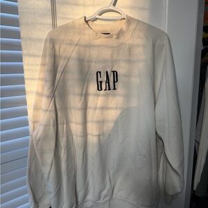 GAP Crewneck Oversized Sweatshirt in Off-White with Navy Logo